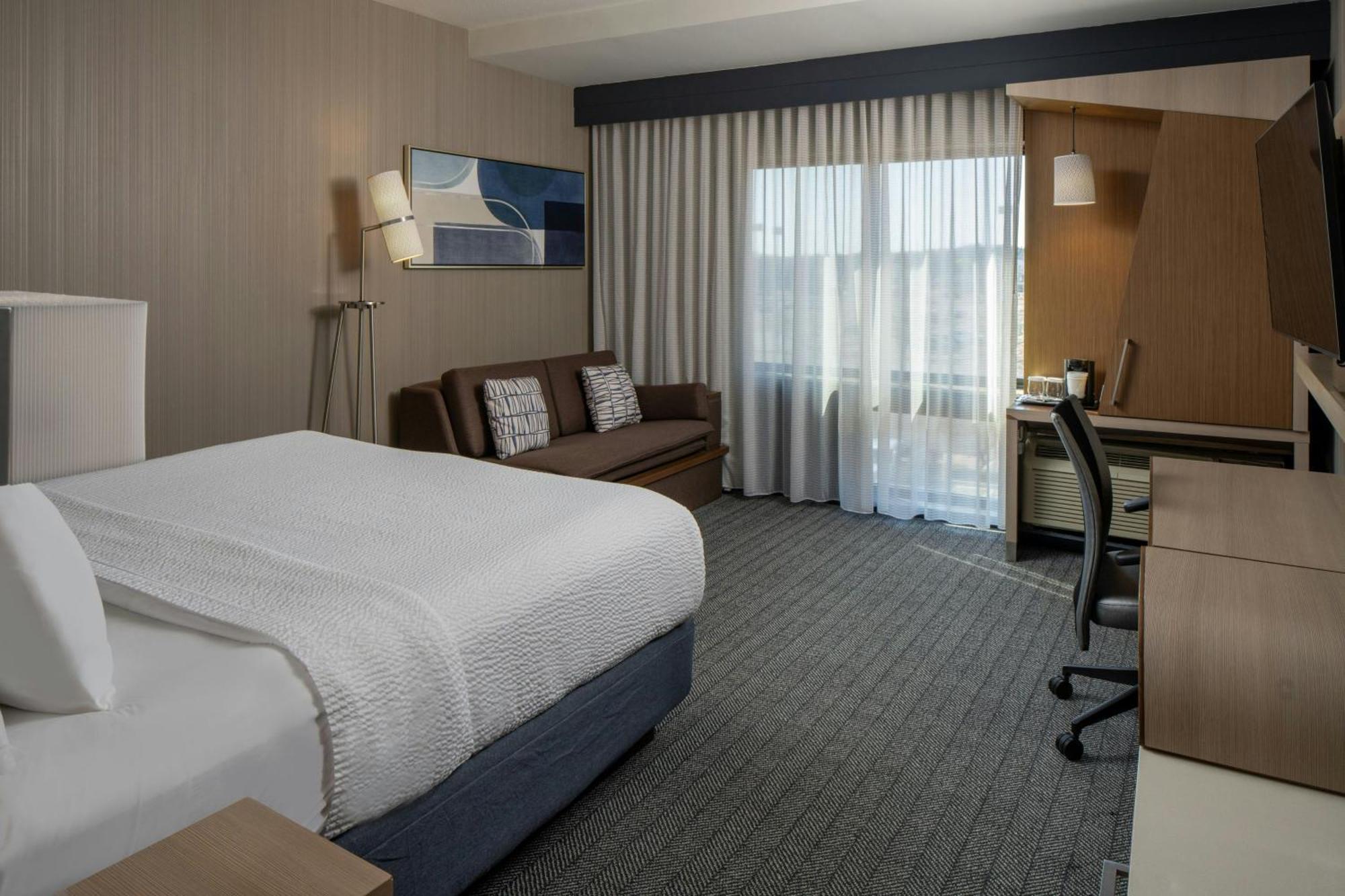 Courtyard By Marriott Jackson Airport/Pearl Hotell Eksteriør bilde